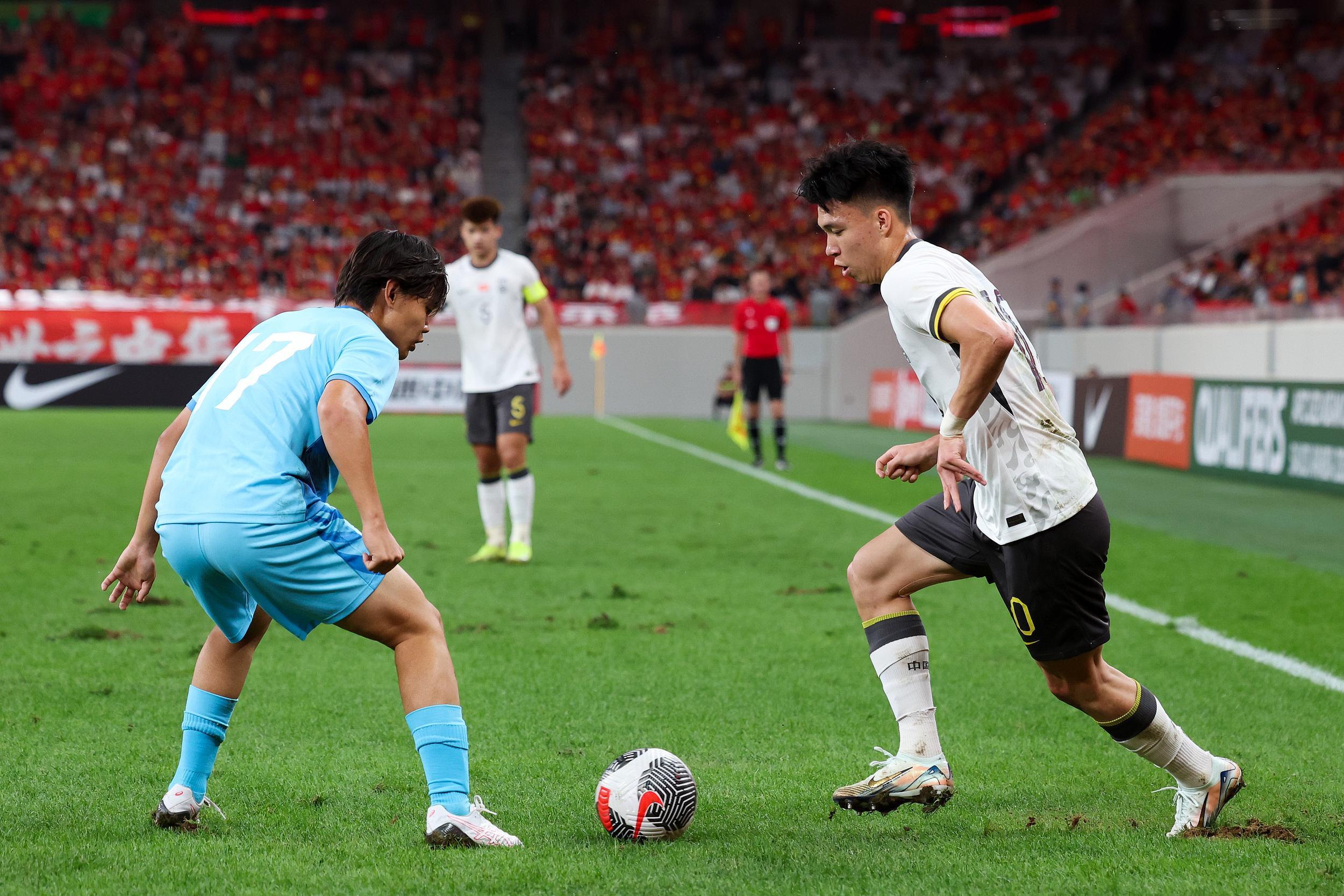 王钰栋：整个球队都渴望赢下比赛，全力备战下场对阵澳大利亚